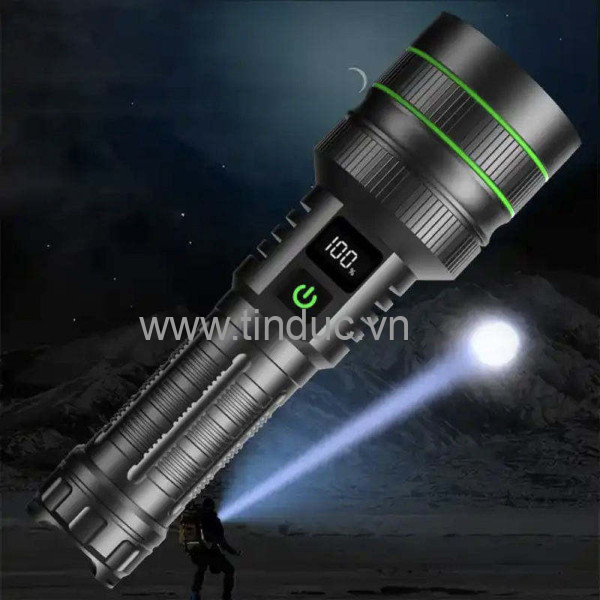 Đèn pin sạc cầm tay siêu sáng Terino T79 (40W, chống nước, zoom điều chỉnh tiêu cự, màn hình hiển thị LED, thời lượng pin dài)- Hàng chính hãng